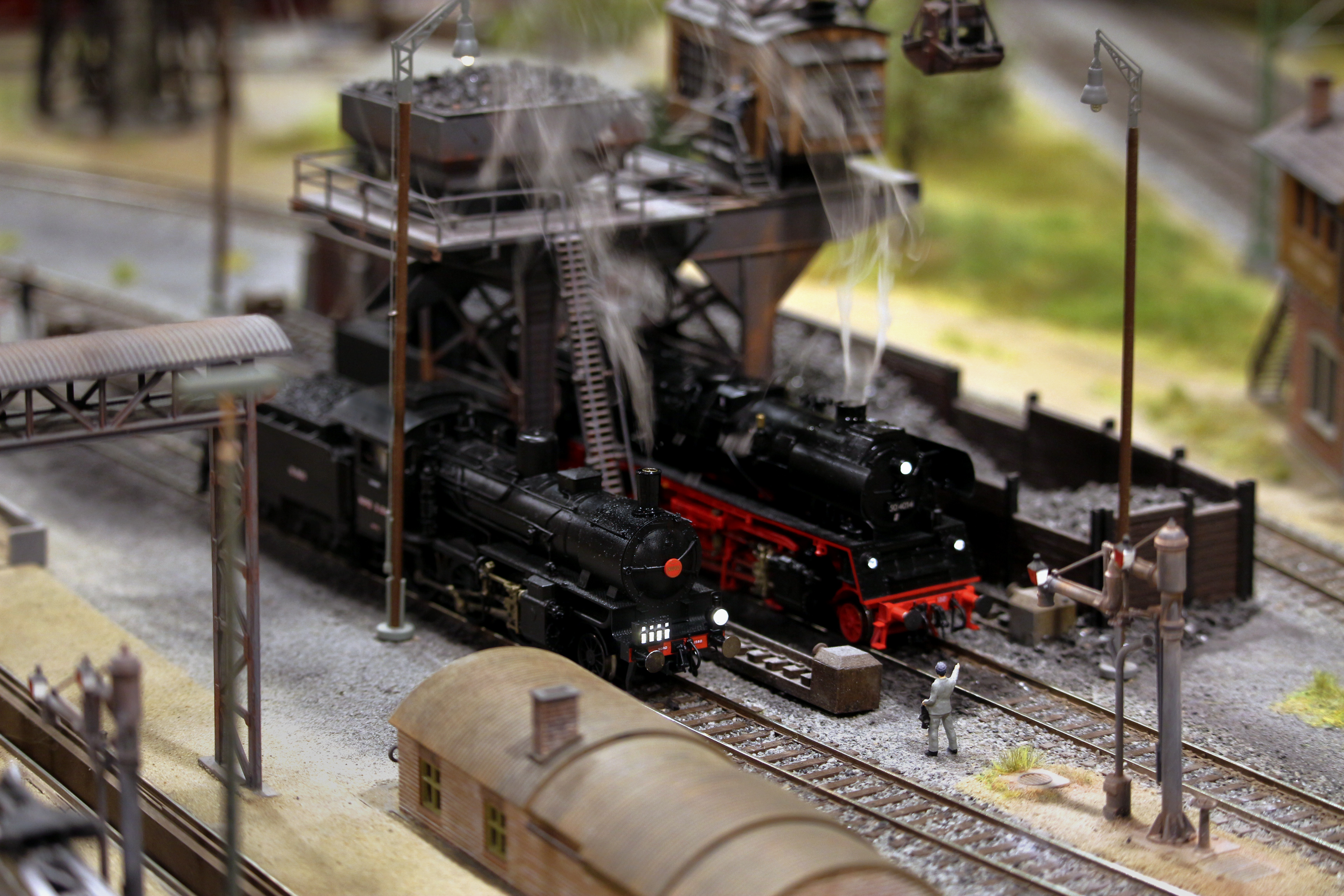 Illustration for article titled Megnéztük Budapest legmenőbb látványosságát az Andrássy úton