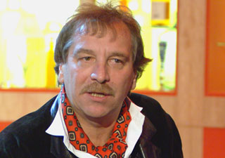 Fog még Bajor Imre vicceket mesélni műtét közben!