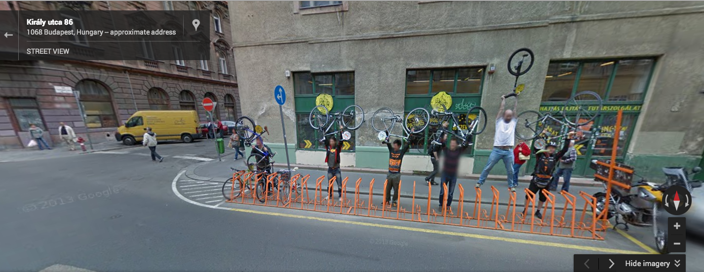 Ezt nézd meg, mit mutat a Google a Király utca 86-nál!