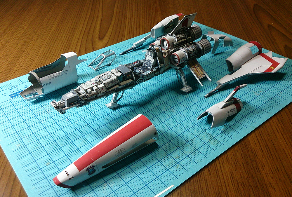 Illustration for article titled Gondoltad volna, hogy ezek az sci-fi makettek papírból készültek?