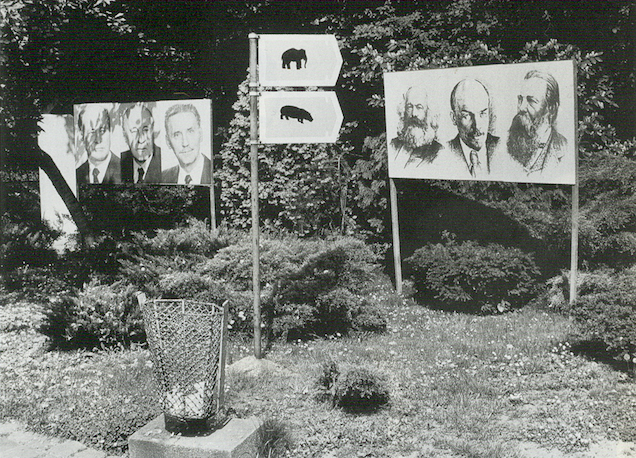 Balra Kádár, jobbra Lenin, középen az elefánt