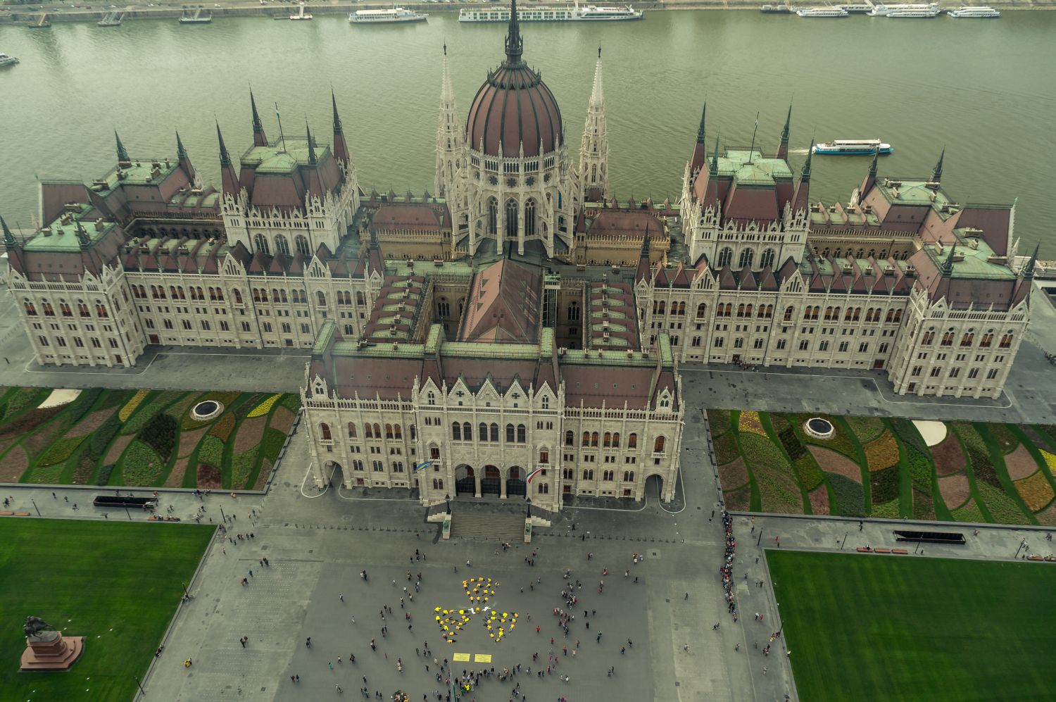 A Greenpeace is felavatta az új Kossuth teret