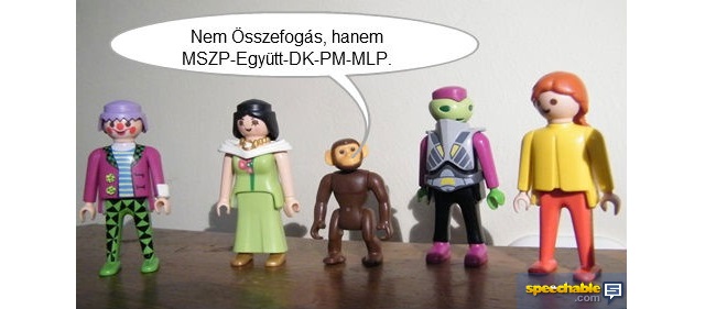 Illustration for article titled Itt az Összefogás rövid története Playmobil bábukkal eljátszva