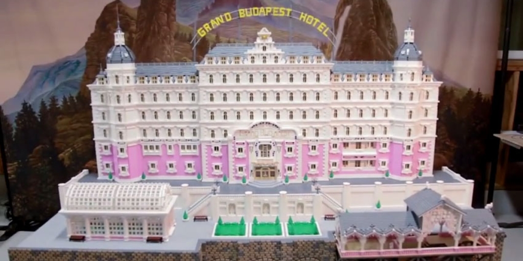 50 000 legókockából építették meg a Grand Budapest Hotelt