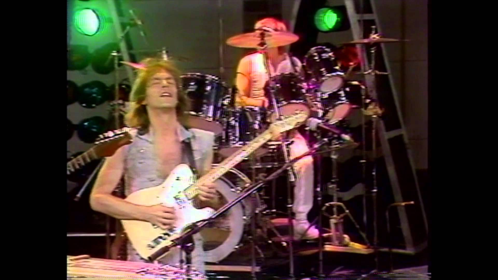 Meghalt az egyik legnagyobb hatású basszusgitáros