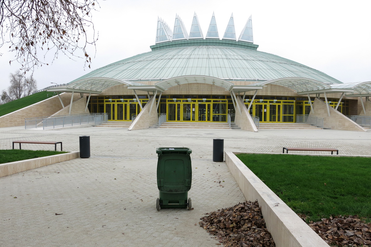 Illustration for article titled Simicskó Air István majdnem bezsákolta a kisgyereket