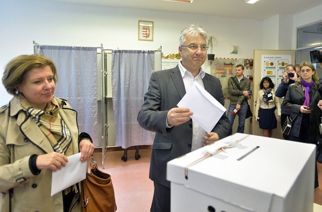 Illustration for article titled Mit művelsz, Magyarország? (percről percre)