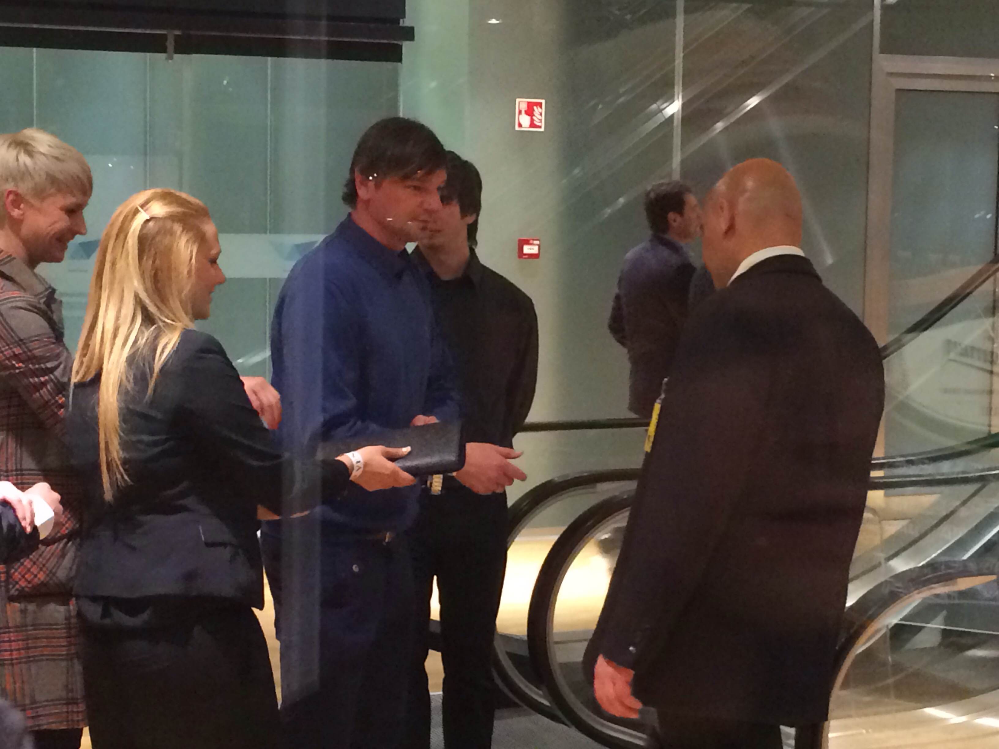 Illustration for article titled Billeg a Fidesz-kétharmad, bejut az LMP (percről percre)