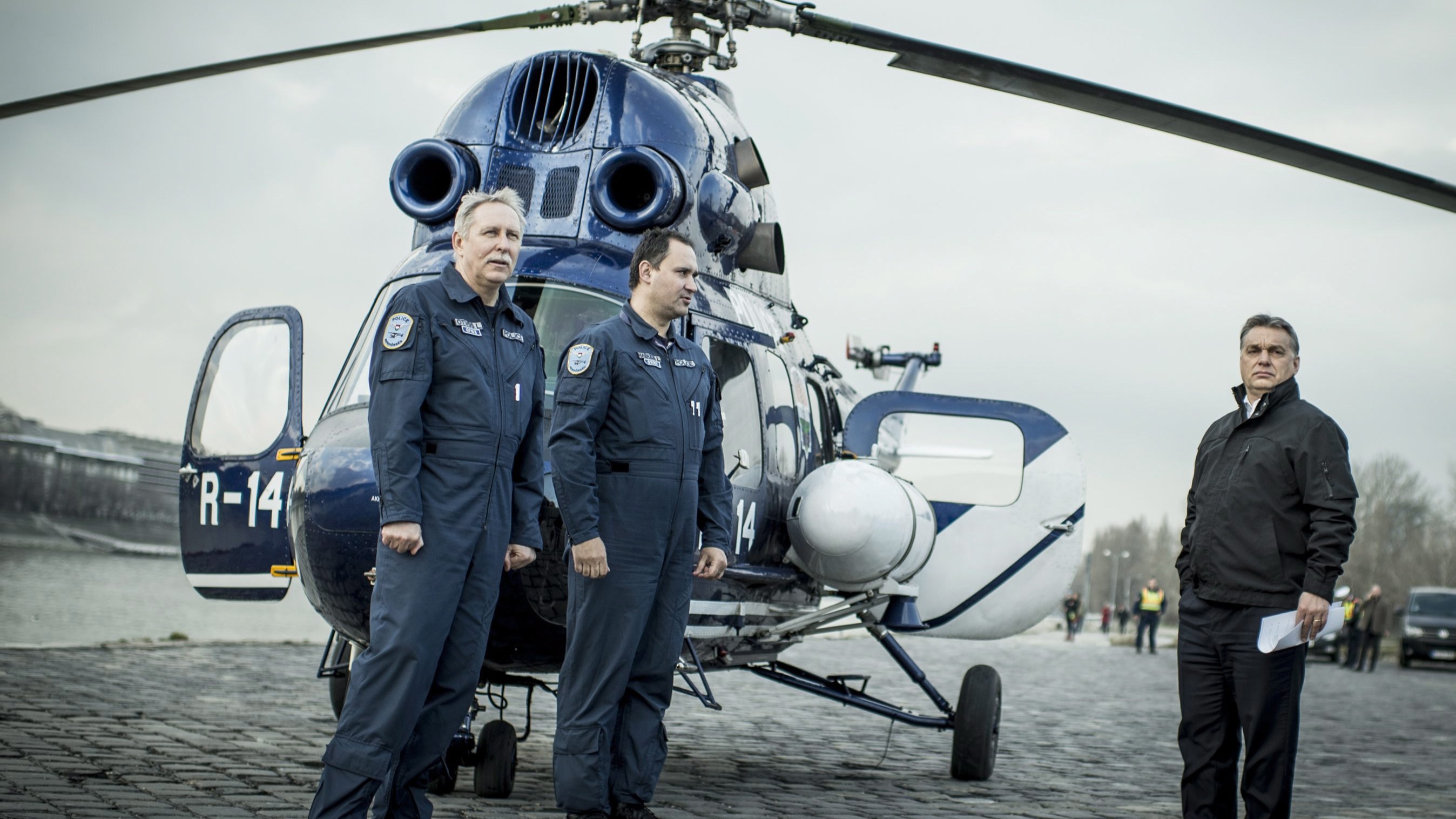 Orbán Viktor helikopterrel indult az ukrán határra