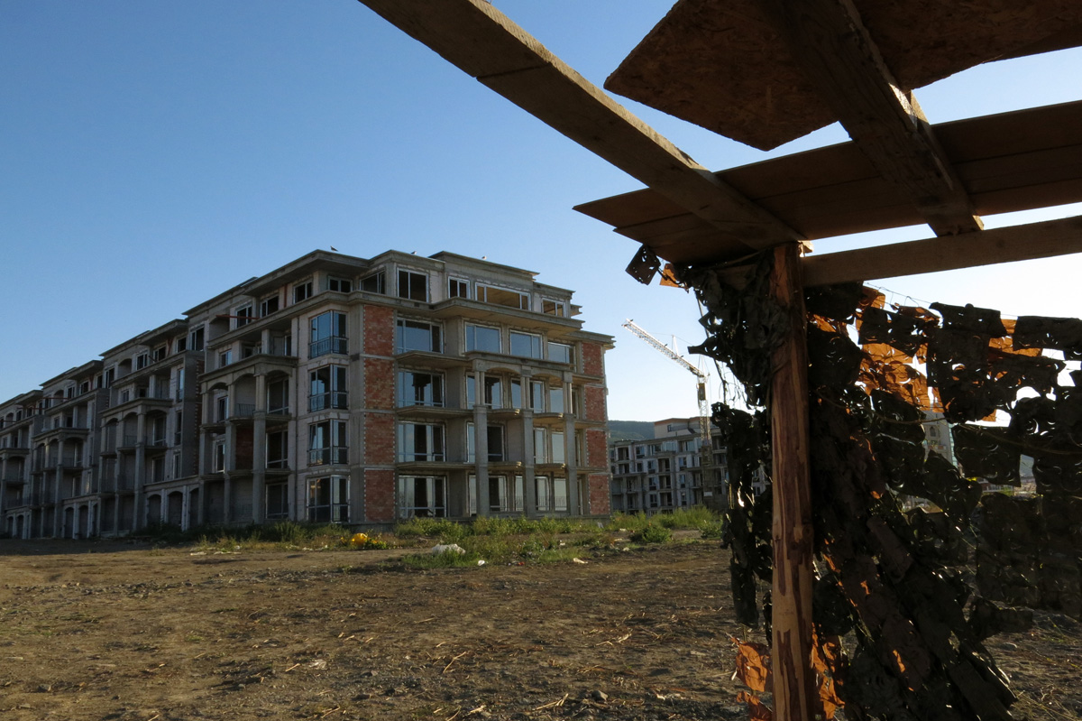 Illustration for article titled Siófok szorozva ezerrel – egy hét szenvedés a Naposparton