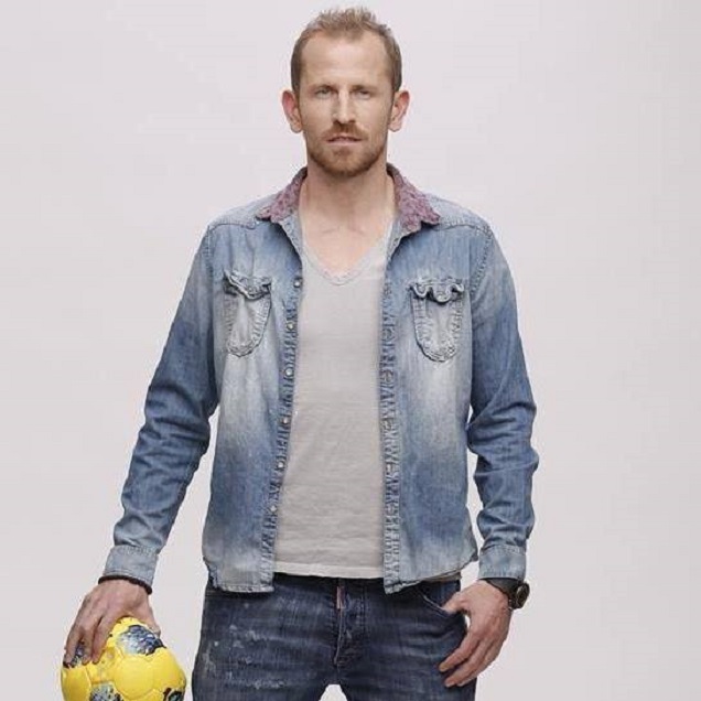 Torghelle sajnos nem sötét tapló, és nem is nagyképű majom