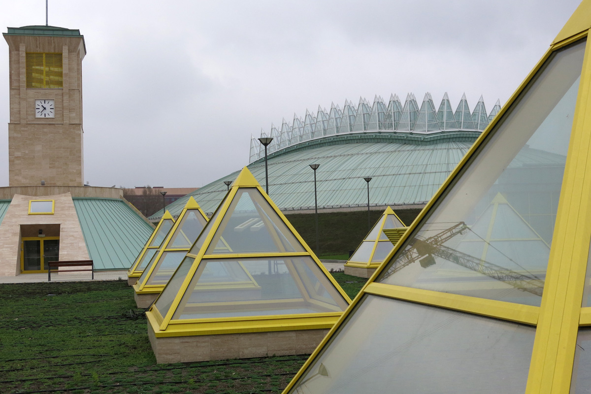 Illustration for article titled Simicskó Air István majdnem bezsákolta a kisgyereket