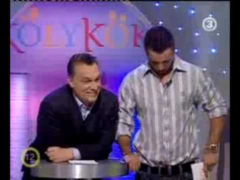 Itt a bizonyíték: Szijjártó nem elvtelen talpnyaló!