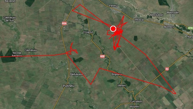 Illustration for article titled Kövessétek ti is, ahogyan Hófogó, a gólya újra eltéved Afrika felé