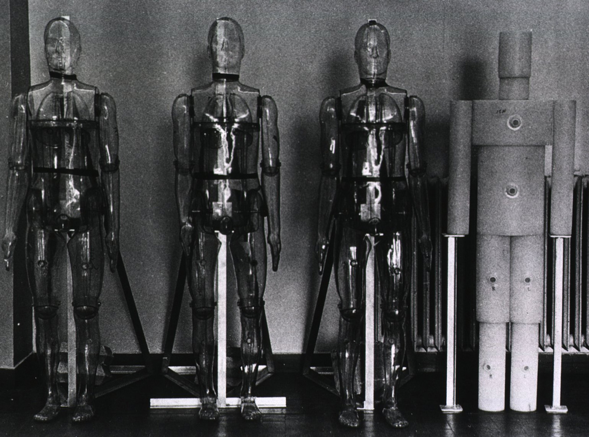 Illustration for article titled Hátborzongató, bizarr, menő orvosi műszerek a 20. század elejéről