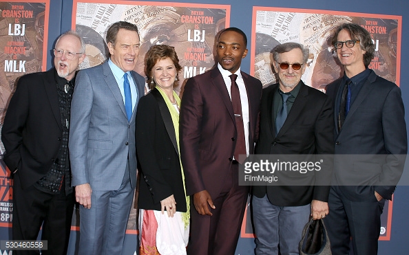 Illustration for article titled A Totál szívástól - a Fehér Házig!