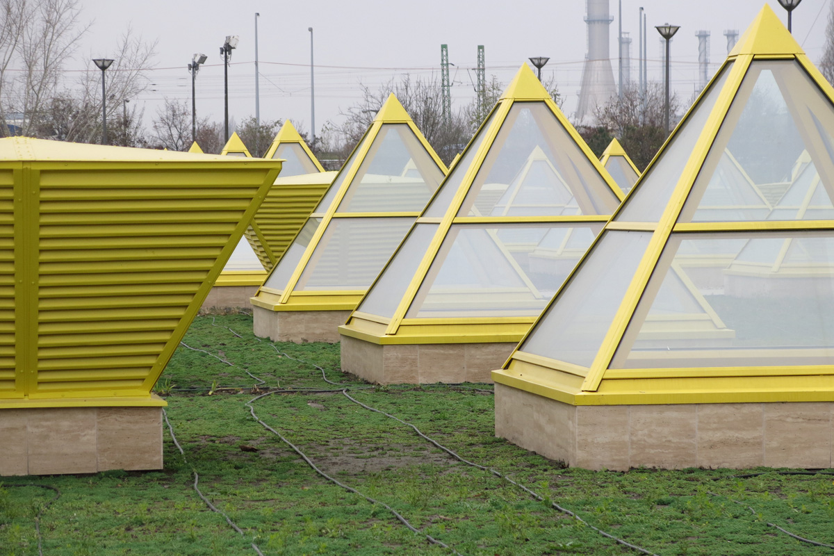 Illustration for article titled Simicskó Air István majdnem bezsákolta a kisgyereket