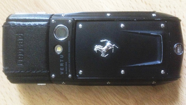 Hagyjál már az Iphone-nal, sokkal rajabb a szabolcsi Vertu