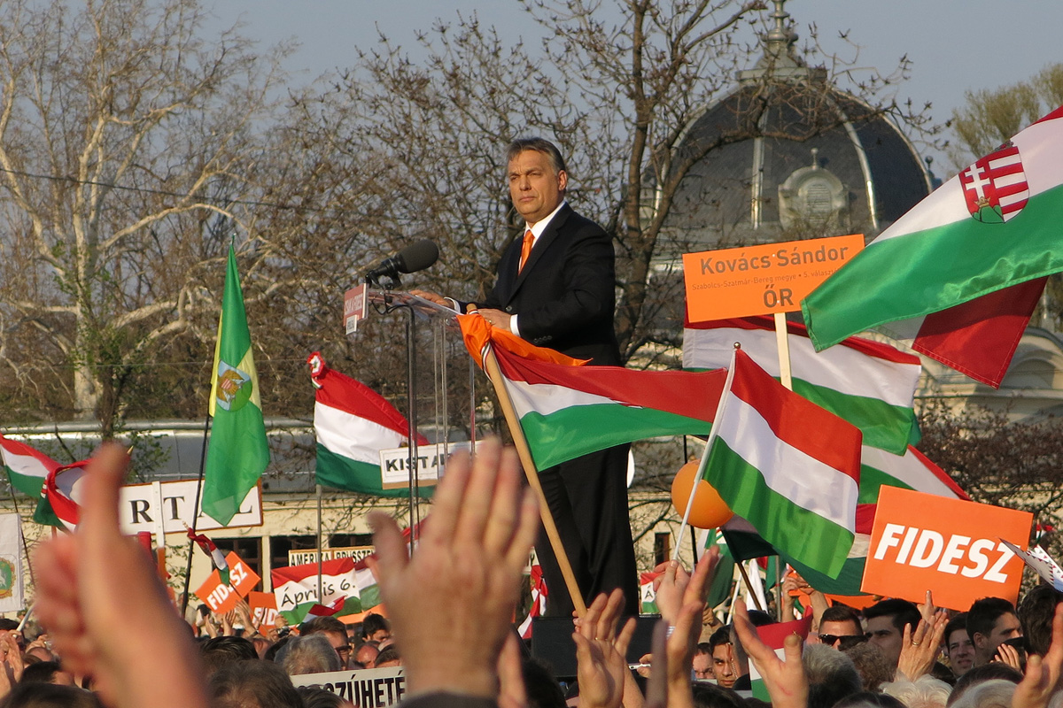 Illustration for article titled Orbán: Ennek a választásnak mi vagyunk az esélyesei (Percről percre)