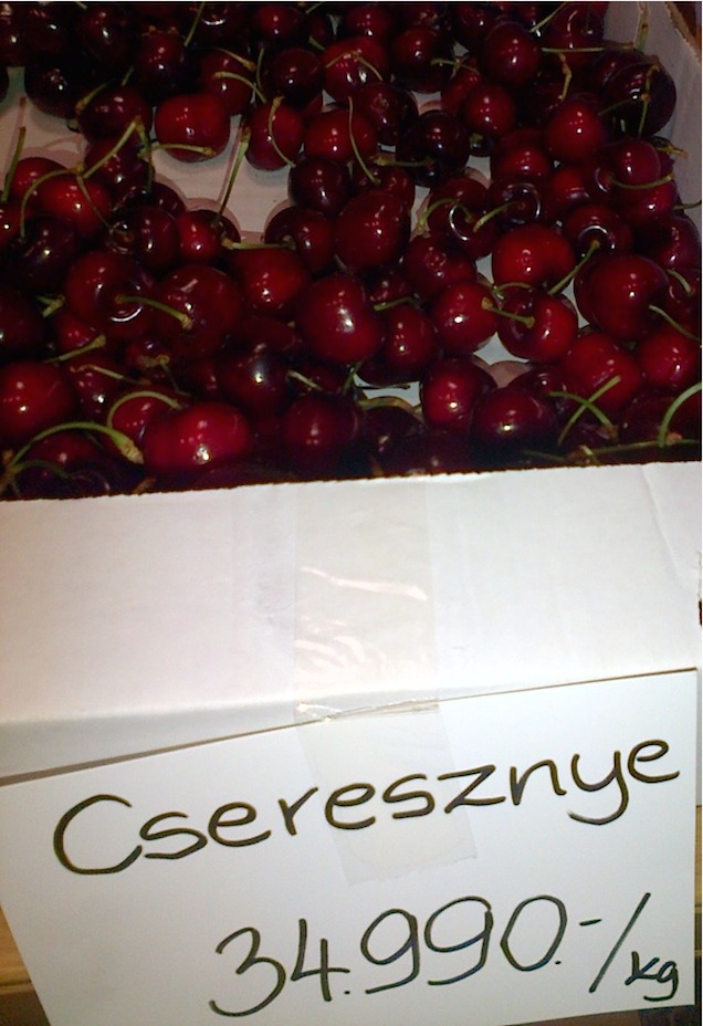 Már van cseresznye, csak 34 990 forint egy kiló