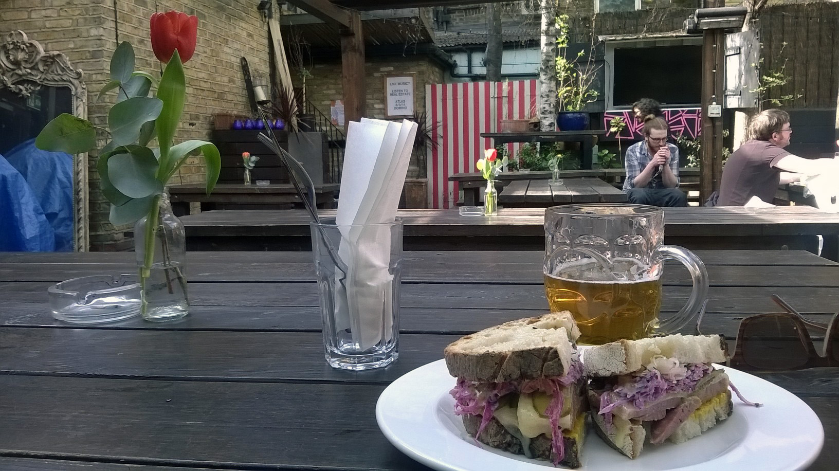 Illustration for article titled Még mindig megéri Londonba költözni