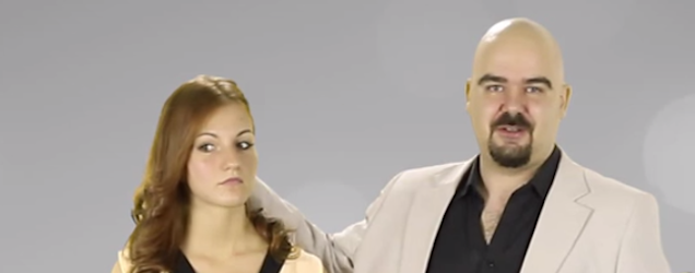 Illustration for article titled Tényleg, te mit tennél, ha ez a fickó megpróbálna a hajadhoz érni?