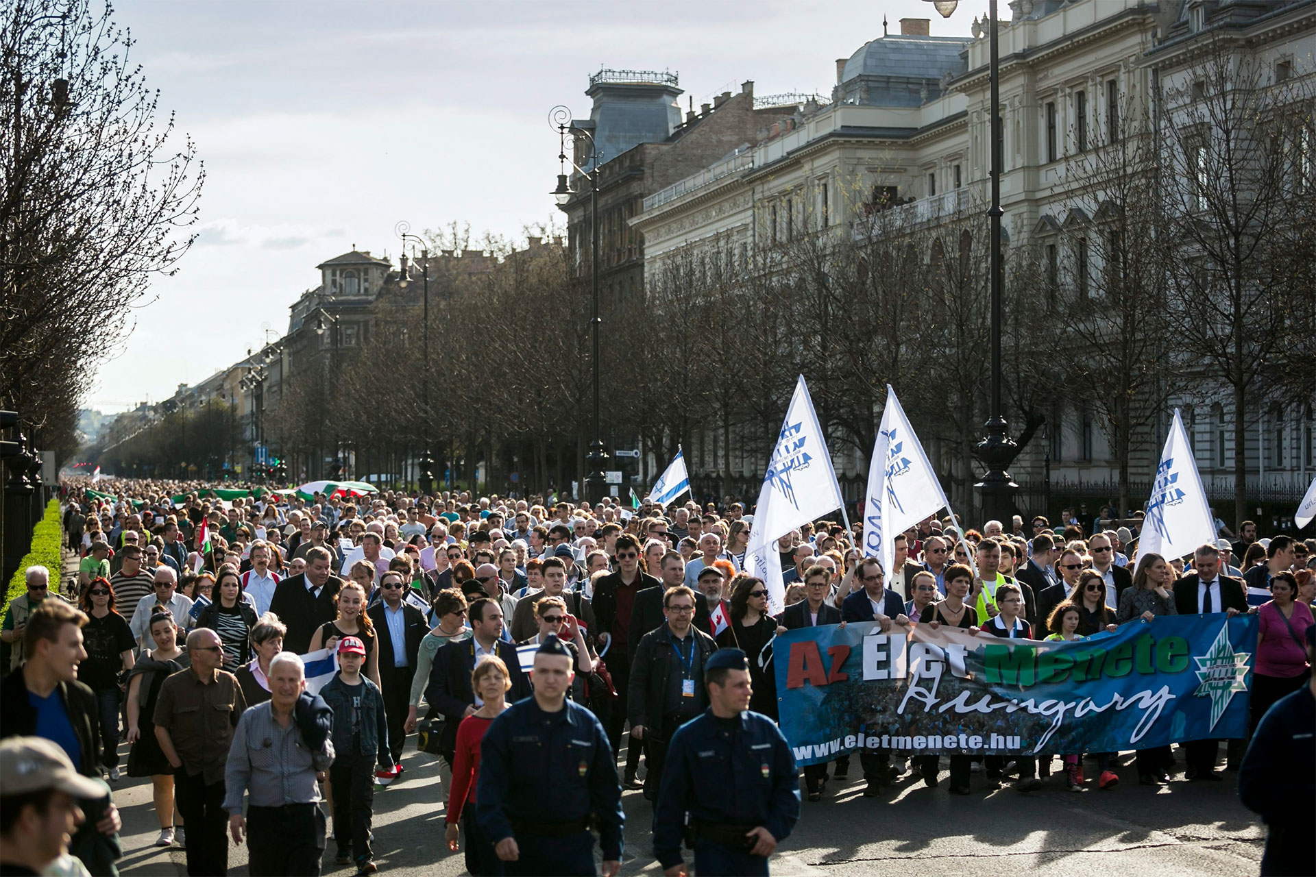 Élet menete tizenharmadszor