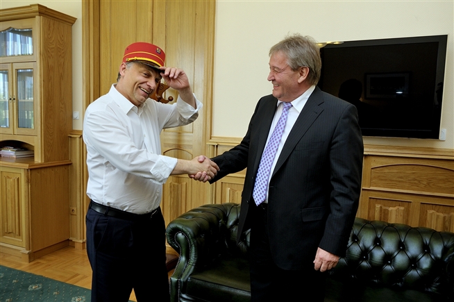 Illustration for article titled Politikonc#6