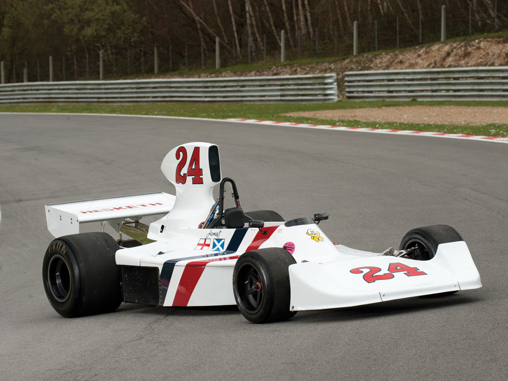 Illustration for article titled Ilyen az ember, ha huszonéves, és van egy Forma-1-es csapata