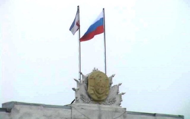 Fegyveresek foglalták el a krími parlamentet