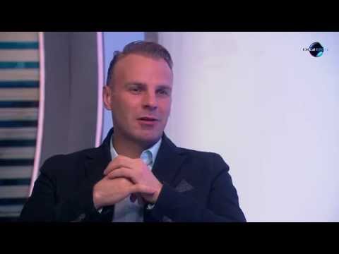 Gazda Albert elemez, Szuper Levente társaságában