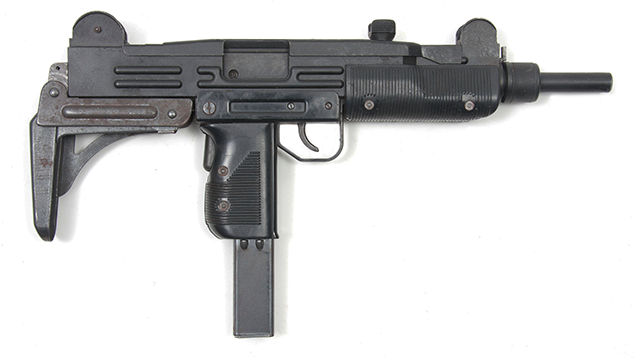 Kés, villa, Uzi – gyerek kezébe nem való