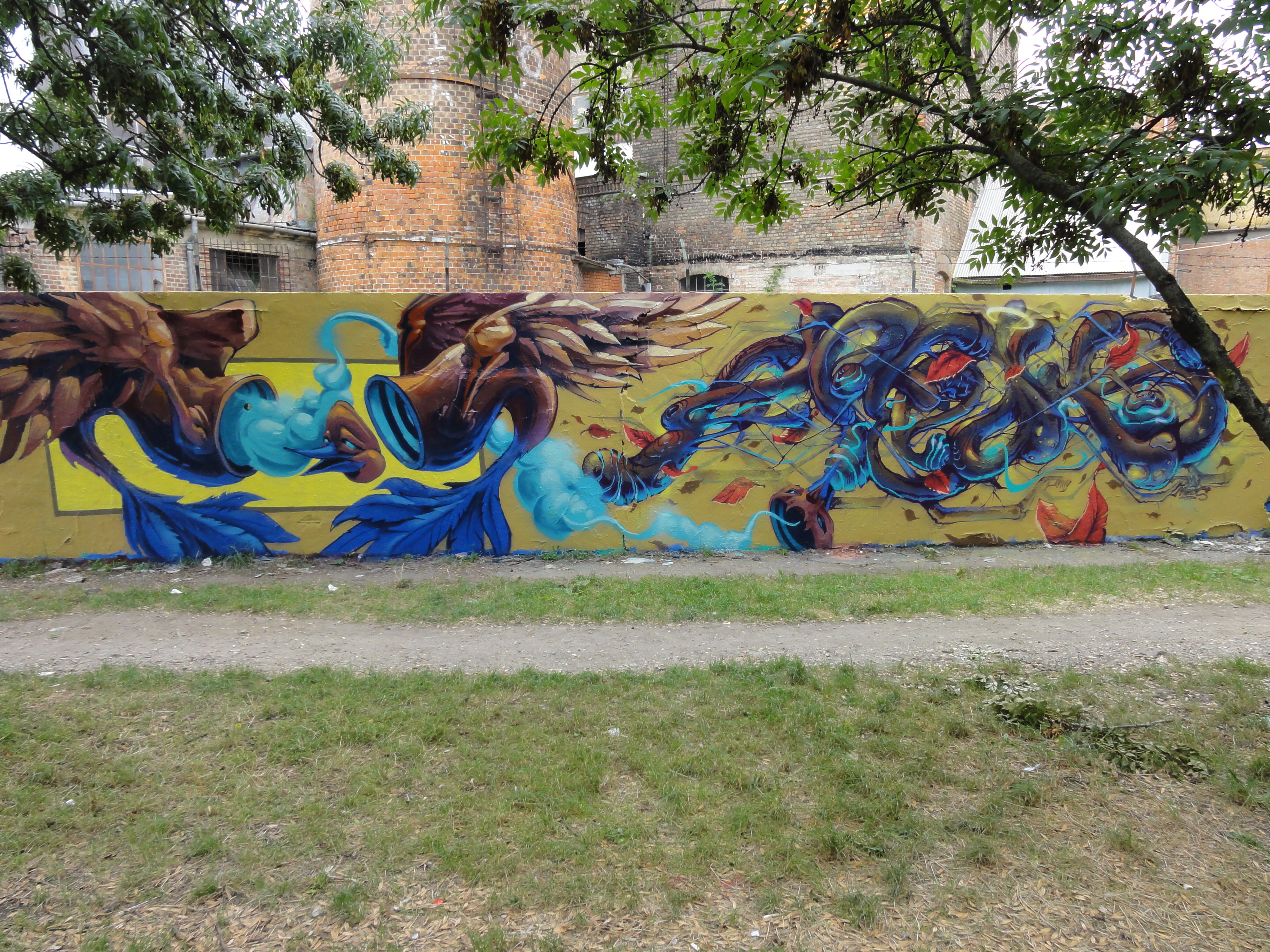 Illustration for article titled Nemzetközi graffiti képeskönyv. Színhely ismét a Filatorigát!