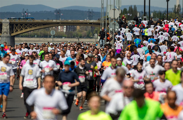 Illustration for article titled Tudjátok, ki futott ma az Emberi Erőforrások Minisztériumának mezében?