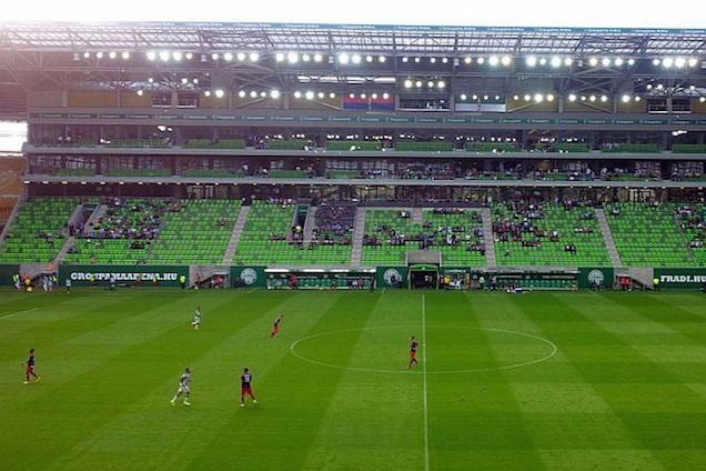 Többféleképpen is meg lehet írni, ha konganak az Üllői úti lelátók