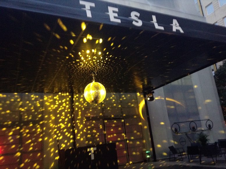 Két fenékkel ülne meg egy lovat az új belvárosi szuperklub