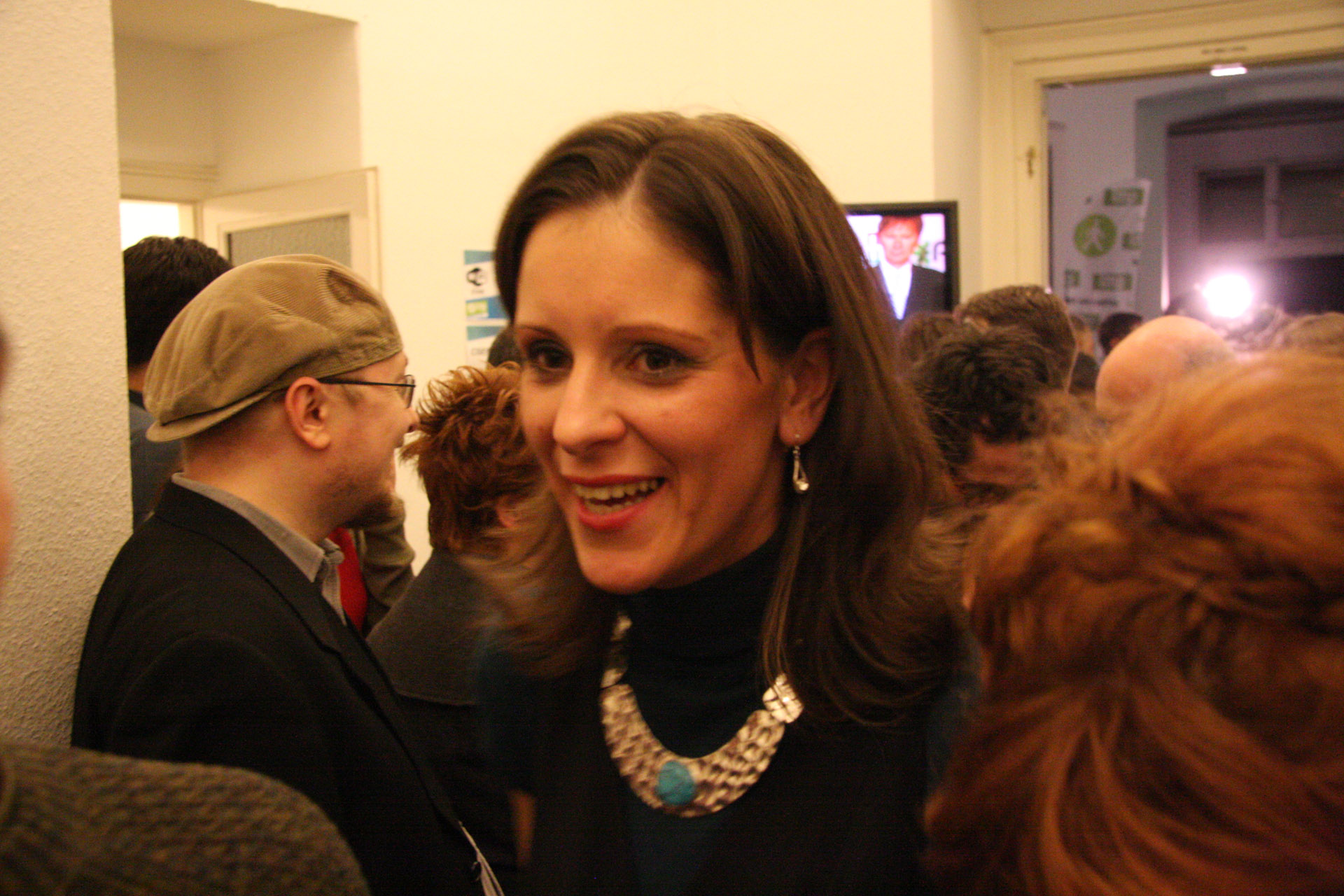 Illustration for article titled Billeg a Fidesz-kétharmad, bejut az LMP (percről percre)